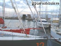 [P11] Paimpol - portul!  » foto by Bujie
 - 
<span class="allrVoted glyphicon glyphicon-heart hidden" id="av376228"></span>
<a class="m-l-10 hidden" id="sv376228" onclick="voting_Foto_DelVot(,376228,6625)" role="button">șterge vot <span class="glyphicon glyphicon-remove"></span></a>
<a id="v9376228" class=" c-red"  onclick="voting_Foto_SetVot(376228)" role="button"><span class="glyphicon glyphicon-heart-empty"></span> <b>LIKE</b> = Votează poza</a> <img class="hidden"  id="f376228W9" src="/imagini/loader.gif" border="0" /><span class="AjErrMes hidden" id="e376228ErM"></span>