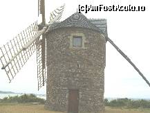 [P08] Moara de vant functionala - Plouezec » foto by Bujie
 - 
<span class="allrVoted glyphicon glyphicon-heart hidden" id="av376218"></span>
<a class="m-l-10 hidden" id="sv376218" onclick="voting_Foto_DelVot(,376218,6625)" role="button">șterge vot <span class="glyphicon glyphicon-remove"></span></a>
<a id="v9376218" class=" c-red"  onclick="voting_Foto_SetVot(376218)" role="button"><span class="glyphicon glyphicon-heart-empty"></span> <b>LIKE</b> = Votează poza</a> <img class="hidden"  id="f376218W9" src="/imagini/loader.gif" border="0" /><span class="AjErrMes hidden" id="e376218ErM"></span>