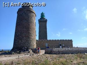 [P05] Farul nou și ruinele celui distrus in cel  de al doilea război mondial » foto by Mika
 - 
<span class="allrVoted glyphicon glyphicon-heart hidden" id="av1280257"></span>
<a class="m-l-10 hidden" id="sv1280257" onclick="voting_Foto_DelVot(,1280257,6625)" role="button">șterge vot <span class="glyphicon glyphicon-remove"></span></a>
<a id="v91280257" class=" c-red"  onclick="voting_Foto_SetVot(1280257)" role="button"><span class="glyphicon glyphicon-heart-empty"></span> <b>LIKE</b> = Votează poza</a> <img class="hidden"  id="f1280257W9" src="/imagini/loader.gif" border="0" /><span class="AjErrMes hidden" id="e1280257ErM"></span>
