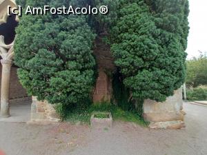 [P06] in curtea Bisericii <strong>Saint-Jaques</strong> » foto by Mika
 - 
<span class="allrVoted glyphicon glyphicon-heart hidden" id="av1280876"></span>
<a class="m-l-10 hidden" id="sv1280876" onclick="voting_Foto_DelVot(,1280876,6625)" role="button">șterge vot <span class="glyphicon glyphicon-remove"></span></a>
<a id="v91280876" class=" c-red"  onclick="voting_Foto_SetVot(1280876)" role="button"><span class="glyphicon glyphicon-heart-empty"></span> <b>LIKE</b> = Votează poza</a> <img class="hidden"  id="f1280876W9" src="/imagini/loader.gif" border="0" /><span class="AjErrMes hidden" id="e1280876ErM"></span>
