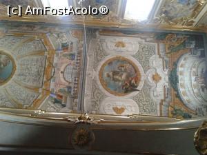 [P20] Picturi pe tavanul Domului din Matera.  » foto by Aurici
 - 
<span class="allrVoted glyphicon glyphicon-heart hidden" id="av738465"></span>
<a class="m-l-10 hidden" id="sv738465" onclick="voting_Foto_DelVot(,738465,6642)" role="button">șterge vot <span class="glyphicon glyphicon-remove"></span></a>
<a id="v9738465" class=" c-red"  onclick="voting_Foto_SetVot(738465)" role="button"><span class="glyphicon glyphicon-heart-empty"></span> <b>LIKE</b> = Votează poza</a> <img class="hidden"  id="f738465W9" src="/imagini/loader.gif" border="0" /><span class="AjErrMes hidden" id="e738465ErM"></span>
