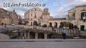 [P03] Accesul către Matera subterană, tot din piața Venetto.  » foto by Aurici
 - 
<span class="allrVoted glyphicon glyphicon-heart hidden" id="av738396"></span>
<a class="m-l-10 hidden" id="sv738396" onclick="voting_Foto_DelVot(,738396,6642)" role="button">șterge vot <span class="glyphicon glyphicon-remove"></span></a>
<a id="v9738396" class=" c-red"  onclick="voting_Foto_SetVot(738396)" role="button"><span class="glyphicon glyphicon-heart-empty"></span> <b>LIKE</b> = Votează poza</a> <img class="hidden"  id="f738396W9" src="/imagini/loader.gif" border="0" /><span class="AjErrMes hidden" id="e738396ErM"></span>
