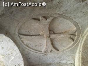 [P74] Matera - crucea templierilor, simbol în ansamblul celor 4 biserici din Sasso Caveoso. » foto by Aurici
 - 
<span class="allrVoted glyphicon glyphicon-heart hidden" id="av738523"></span>
<a class="m-l-10 hidden" id="sv738523" onclick="voting_Foto_DelVot(,738523,6642)" role="button">șterge vot <span class="glyphicon glyphicon-remove"></span></a>
<a id="v9738523" class=" c-red"  onclick="voting_Foto_SetVot(738523)" role="button"><span class="glyphicon glyphicon-heart-empty"></span> <b>LIKE</b> = Votează poza</a> <img class="hidden"  id="f738523W9" src="/imagini/loader.gif" border="0" /><span class="AjErrMes hidden" id="e738523ErM"></span>