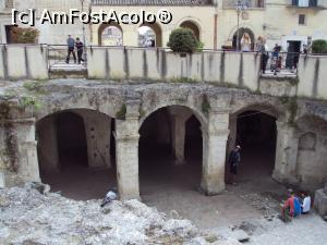 [P11] Cisterna Palombaro, cel mai mare bazin de apă descoperit la Matera.  » foto by Carmen Ion
 - 
<span class="allrVoted glyphicon glyphicon-heart hidden" id="av754314"></span>
<a class="m-l-10 hidden" id="sv754314" onclick="voting_Foto_DelVot(,754314,6642)" role="button">șterge vot <span class="glyphicon glyphicon-remove"></span></a>
<a id="v9754314" class=" c-red"  onclick="voting_Foto_SetVot(754314)" role="button"><span class="glyphicon glyphicon-heart-empty"></span> <b>LIKE</b> = Votează poza</a> <img class="hidden"  id="f754314W9" src="/imagini/loader.gif" border="0" /><span class="AjErrMes hidden" id="e754314ErM"></span>