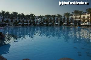 [P08] Piscina mare cu intrare lina » foto by gabitzu2011
 - 
<span class="allrVoted glyphicon glyphicon-heart hidden" id="av514159"></span>
<a class="m-l-10 hidden" id="sv514159" onclick="voting_Foto_DelVot(,514159,6653)" role="button">șterge vot <span class="glyphicon glyphicon-remove"></span></a>
<a id="v9514159" class=" c-red"  onclick="voting_Foto_SetVot(514159)" role="button"><span class="glyphicon glyphicon-heart-empty"></span> <b>LIKE</b> = Votează poza</a> <img class="hidden"  id="f514159W9" src="/imagini/loader.gif" border="0" /><span class="AjErrMes hidden" id="e514159ErM"></span>