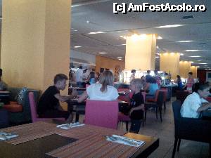 [P24] restaurantul principal...  » foto by viorelpop
 - 
<span class="allrVoted glyphicon glyphicon-heart hidden" id="av634704"></span>
<a class="m-l-10 hidden" id="sv634704" onclick="voting_Foto_DelVot(,634704,6659)" role="button">șterge vot <span class="glyphicon glyphicon-remove"></span></a>
<a id="v9634704" class=" c-red"  onclick="voting_Foto_SetVot(634704)" role="button"><span class="glyphicon glyphicon-heart-empty"></span> <b>LIKE</b> = Votează poza</a> <img class="hidden"  id="f634704W9" src="/imagini/loader.gif" border="0" /><span class="AjErrMes hidden" id="e634704ErM"></span>