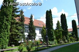[P27] Pe langa casa parohiala sf Nicolae » foto by AZE
 - 
<span class="allrVoted glyphicon glyphicon-heart hidden" id="av1109504"></span>
<a class="m-l-10 hidden" id="sv1109504" onclick="voting_Foto_DelVot(,1109504,6675)" role="button">șterge vot <span class="glyphicon glyphicon-remove"></span></a>
<a id="v91109504" class=" c-red"  onclick="voting_Foto_SetVot(1109504)" role="button"><span class="glyphicon glyphicon-heart-empty"></span> <b>LIKE</b> = Votează poza</a> <img class="hidden"  id="f1109504W9" src="/imagini/loader.gif" border="0" /><span class="AjErrMes hidden" id="e1109504ErM"></span>