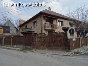 [P11] Poartă secuiască - vedere de ansamblu (în Satu Mare). » foto by tata123 🔱
 - 
<span class="allrVoted glyphicon glyphicon-heart hidden" id="av1278494"></span>
<a class="m-l-10 hidden" id="sv1278494" onclick="voting_Foto_DelVot(,1278494,6675)" role="button">șterge vot <span class="glyphicon glyphicon-remove"></span></a>
<a id="v91278494" class=" c-red"  onclick="voting_Foto_SetVot(1278494)" role="button"><span class="glyphicon glyphicon-heart-empty"></span> <b>LIKE</b> = Votează poza</a> <img class="hidden"  id="f1278494W9" src="/imagini/loader.gif" border="0" /><span class="AjErrMes hidden" id="e1278494ErM"></span>