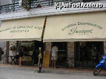 [P24] Brutaria din centru de la care ne+am asigurat micul dejun: iaurt, placinte si paine adevarata, nu cu gust de plastic. » foto by almona
 - 
<span class="allrVoted glyphicon glyphicon-heart hidden" id="av107856"></span>
<a class="m-l-10 hidden" id="sv107856" onclick="voting_Foto_DelVot(,107856,6688)" role="button">șterge vot <span class="glyphicon glyphicon-remove"></span></a>
<a id="v9107856" class=" c-red"  onclick="voting_Foto_SetVot(107856)" role="button"><span class="glyphicon glyphicon-heart-empty"></span> <b>LIKE</b> = Votează poza</a> <img class="hidden"  id="f107856W9" src="/imagini/loader.gif" border="0" /><span class="AjErrMes hidden" id="e107856ErM"></span>