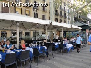 [P03] La Rambla, aici am mâncat, după ce am mâncat noi, s-au eliberat și mesele...  » foto by maryka
 - 
<span class="allrVoted glyphicon glyphicon-heart hidden" id="av1117245"></span>
<a class="m-l-10 hidden" id="sv1117245" onclick="voting_Foto_DelVot(,1117245,6706)" role="button">șterge vot <span class="glyphicon glyphicon-remove"></span></a>
<a id="v91117245" class=" c-red"  onclick="voting_Foto_SetVot(1117245)" role="button"><span class="glyphicon glyphicon-heart-empty"></span> <b>LIKE</b> = Votează poza</a> <img class="hidden"  id="f1117245W9" src="/imagini/loader.gif" border="0" /><span class="AjErrMes hidden" id="e1117245ErM"></span>