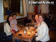 [P06] poza de... familie la BILBAO BERRIA... Inainte de a ne infrupta din TAPAS » foto by marcemicu
 - 
<span class="allrVoted glyphicon glyphicon-heart hidden" id="av382264"></span>
<a class="m-l-10 hidden" id="sv382264" onclick="voting_Foto_DelVot(,382264,6706)" role="button">șterge vot <span class="glyphicon glyphicon-remove"></span></a>
<a id="v9382264" class=" c-red"  onclick="voting_Foto_SetVot(382264)" role="button"><span class="glyphicon glyphicon-heart-empty"></span> <b>LIKE</b> = Votează poza</a> <img class="hidden"  id="f382264W9" src="/imagini/loader.gif" border="0" /><span class="AjErrMes hidden" id="e382264ErM"></span>