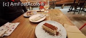 [P08] Tiramisú şi cheesecake » foto by irinad
 - 
<span class="allrVoted glyphicon glyphicon-heart hidden" id="av1415946"></span>
<a class="m-l-10 hidden" id="sv1415946" onclick="voting_Foto_DelVot(,1415946,6706)" role="button">șterge vot <span class="glyphicon glyphicon-remove"></span></a>
<a id="v91415946" class=" c-red"  onclick="voting_Foto_SetVot(1415946)" role="button"><span class="glyphicon glyphicon-heart-empty"></span> <b>LIKE</b> = Votează poza</a> <img class="hidden"  id="f1415946W9" src="/imagini/loader.gif" border="0" /><span class="AjErrMes hidden" id="e1415946ErM"></span>
