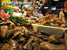 [P15] In interiorul Pietei Boqueria - partea 10 » foto by C05T1N
 - 
<span class="allrVoted glyphicon glyphicon-heart hidden" id="av107684"></span>
<a class="m-l-10 hidden" id="sv107684" onclick="voting_Foto_DelVot(,107684,6706)" role="button">șterge vot <span class="glyphicon glyphicon-remove"></span></a>
<a id="v9107684" class=" c-red"  onclick="voting_Foto_SetVot(107684)" role="button"><span class="glyphicon glyphicon-heart-empty"></span> <b>LIKE</b> = Votează poza</a> <img class="hidden"  id="f107684W9" src="/imagini/loader.gif" border="0" /><span class="AjErrMes hidden" id="e107684ErM"></span>