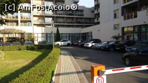 [P02] Intrarea în hotel » foto by Nikus
 - 
<span class="allrVoted glyphicon glyphicon-heart hidden" id="av891448"></span>
<a class="m-l-10 hidden" id="sv891448" onclick="voting_Foto_DelVot(,891448,6714)" role="button">șterge vot <span class="glyphicon glyphicon-remove"></span></a>
<a id="v9891448" class=" c-red"  onclick="voting_Foto_SetVot(891448)" role="button"><span class="glyphicon glyphicon-heart-empty"></span> <b>LIKE</b> = Votează poza</a> <img class="hidden"  id="f891448W9" src="/imagini/loader.gif" border="0" /><span class="AjErrMes hidden" id="e891448ErM"></span>