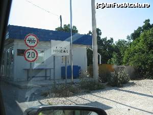 [P16] Vama, intrare in Croatia » foto by valentyna
 - 
<span class="allrVoted glyphicon glyphicon-heart hidden" id="av347978"></span>
<a class="m-l-10 hidden" id="sv347978" onclick="voting_Foto_DelVot(,347978,6716)" role="button">șterge vot <span class="glyphicon glyphicon-remove"></span></a>
<a id="v9347978" class=" c-red"  onclick="voting_Foto_SetVot(347978)" role="button"><span class="glyphicon glyphicon-heart-empty"></span> <b>LIKE</b> = Votează poza</a> <img class="hidden"  id="f347978W9" src="/imagini/loader.gif" border="0" /><span class="AjErrMes hidden" id="e347978ErM"></span>