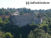 [P05] Ruinele cetatii Slunj » foto by velker tiberiu
 - 
<span class="allrVoted glyphicon glyphicon-heart hidden" id="av196230"></span>
<a class="m-l-10 hidden" id="sv196230" onclick="voting_Foto_DelVot(,196230,6716)" role="button">șterge vot <span class="glyphicon glyphicon-remove"></span></a>
<a id="v9196230" class=" c-red"  onclick="voting_Foto_SetVot(196230)" role="button"><span class="glyphicon glyphicon-heart-empty"></span> <b>LIKE</b> = Votează poza</a> <img class="hidden"  id="f196230W9" src="/imagini/loader.gif" border="0" /><span class="AjErrMes hidden" id="e196230ErM"></span>