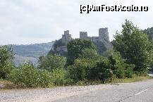 [P12] O ultimă privire spre cetatea Golubac » foto by Costi
 - 
<span class="allrVoted glyphicon glyphicon-heart hidden" id="av132937"></span>
<a class="m-l-10 hidden" id="sv132937" onclick="voting_Foto_DelVot(,132937,6716)" role="button">șterge vot <span class="glyphicon glyphicon-remove"></span></a>
<a id="v9132937" class=" c-red"  onclick="voting_Foto_SetVot(132937)" role="button"><span class="glyphicon glyphicon-heart-empty"></span> <b>LIKE</b> = Votează poza</a> <img class="hidden"  id="f132937W9" src="/imagini/loader.gif" border="0" /><span class="AjErrMes hidden" id="e132937ErM"></span>