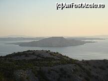 [P01] Panorama insulei de pe continent » foto by Robert State
 - 
<span class="allrVoted glyphicon glyphicon-heart hidden" id="av116788"></span>
<a class="m-l-10 hidden" id="sv116788" onclick="voting_Foto_DelVot(,116788,6721)" role="button">șterge vot <span class="glyphicon glyphicon-remove"></span></a>
<a id="v9116788" class=" c-red"  onclick="voting_Foto_SetVot(116788)" role="button"><span class="glyphicon glyphicon-heart-empty"></span> <b>LIKE</b> = Votează poza</a> <img class="hidden"  id="f116788W9" src="/imagini/loader.gif" border="0" /><span class="AjErrMes hidden" id="e116788ErM"></span>
