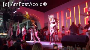 [P01] Samba party a scolii Salgueiro - show-ul de pe scena » foto by geop
 - 
<span class="allrVoted glyphicon glyphicon-heart hidden" id="av1050235"></span>
<a class="m-l-10 hidden" id="sv1050235" onclick="voting_Foto_DelVot(,1050235,6730)" role="button">șterge vot <span class="glyphicon glyphicon-remove"></span></a>
<a id="v91050235" class=" c-red"  onclick="voting_Foto_SetVot(1050235)" role="button"><span class="glyphicon glyphicon-heart-empty"></span> <b>LIKE</b> = Votează poza</a> <img class="hidden"  id="f1050235W9" src="/imagini/loader.gif" border="0" /><span class="AjErrMes hidden" id="e1050235ErM"></span>