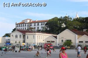 [P76] Rio de Janeiro, De la Muzeul Viitorului se vede Monasteiro São Bento, clădirea mare din dreapta în plan secund și acum regret că nu am ajuns acolo...  » foto by mprofeanu
 - 
<span class="allrVoted glyphicon glyphicon-heart hidden" id="av1100495"></span>
<a class="m-l-10 hidden" id="sv1100495" onclick="voting_Foto_DelVot(,1100495,6730)" role="button">șterge vot <span class="glyphicon glyphicon-remove"></span></a>
<a id="v91100495" class=" c-red"  onclick="voting_Foto_SetVot(1100495)" role="button"><span class="glyphicon glyphicon-heart-empty"></span> <b>LIKE</b> = Votează poza</a> <img class="hidden"  id="f1100495W9" src="/imagini/loader.gif" border="0" /><span class="AjErrMes hidden" id="e1100495ErM"></span>