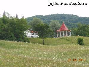 [P13] Vulcana Băi - Altarul de vară al noii mănăstiri se află în construcţie.  » foto by iulianic
 - 
<span class="allrVoted glyphicon glyphicon-heart hidden" id="av635361"></span>
<a class="m-l-10 hidden" id="sv635361" onclick="voting_Foto_DelVot(,635361,6734)" role="button">șterge vot <span class="glyphicon glyphicon-remove"></span></a>
<a id="v9635361" class=" c-red"  onclick="voting_Foto_SetVot(635361)" role="button"><span class="glyphicon glyphicon-heart-empty"></span> <b>LIKE</b> = Votează poza</a> <img class="hidden"  id="f635361W9" src="/imagini/loader.gif" border="0" /><span class="AjErrMes hidden" id="e635361ErM"></span>