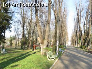 [P14] Prin Parcul Independenței - Pucioasa.  » foto by tata123 🔱
 - 
<span class="allrVoted glyphicon glyphicon-heart hidden" id="av858774"></span>
<a class="m-l-10 hidden" id="sv858774" onclick="voting_Foto_DelVot(,858774,6734)" role="button">șterge vot <span class="glyphicon glyphicon-remove"></span></a>
<a id="v9858774" class=" c-red"  onclick="voting_Foto_SetVot(858774)" role="button"><span class="glyphicon glyphicon-heart-empty"></span> <b>LIKE</b> = Votează poza</a> <img class="hidden"  id="f858774W9" src="/imagini/loader.gif" border="0" /><span class="AjErrMes hidden" id="e858774ErM"></span>