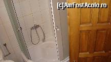 [P04] cabina de dus - folositoare dupa un drum lung » foto by kelyboy
 - 
<span class="allrVoted glyphicon glyphicon-heart hidden" id="av250558"></span>
<a class="m-l-10 hidden" id="sv250558" onclick="voting_Foto_DelVot(,250558,6741)" role="button">șterge vot <span class="glyphicon glyphicon-remove"></span></a>
<a id="v9250558" class=" c-red"  onclick="voting_Foto_SetVot(250558)" role="button"><span class="glyphicon glyphicon-heart-empty"></span> <b>LIKE</b> = Votează poza</a> <img class="hidden"  id="f250558W9" src="/imagini/loader.gif" border="0" /><span class="AjErrMes hidden" id="e250558ErM"></span>