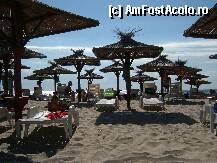 [P14] sezlongurile de pe plaja sunt gratuite pentru cei care stau la hotel » foto by Andc
 - 
<span class="allrVoted glyphicon glyphicon-heart hidden" id="av126894"></span>
<a class="m-l-10 hidden" id="sv126894" onclick="voting_Foto_DelVot(,126894,6746)" role="button">șterge vot <span class="glyphicon glyphicon-remove"></span></a>
<a id="v9126894" class=" c-red"  onclick="voting_Foto_SetVot(126894)" role="button"><span class="glyphicon glyphicon-heart-empty"></span> <b>LIKE</b> = Votează poza</a> <img class="hidden"  id="f126894W9" src="/imagini/loader.gif" border="0" /><span class="AjErrMes hidden" id="e126894ErM"></span>