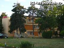 [P20] Hotel Camelia -doua stele » foto by Claudiu U.
 - 
<span class="allrVoted glyphicon glyphicon-heart hidden" id="av225476"></span>
<a class="m-l-10 hidden" id="sv225476" onclick="voting_Foto_DelVot(,225476,6754)" role="button">șterge vot <span class="glyphicon glyphicon-remove"></span></a>
<a id="v9225476" class=" c-red"  onclick="voting_Foto_SetVot(225476)" role="button"><span class="glyphicon glyphicon-heart-empty"></span> <b>LIKE</b> = Votează poza</a> <img class="hidden"  id="f225476W9" src="/imagini/loader.gif" border="0" /><span class="AjErrMes hidden" id="e225476ErM"></span>
