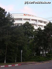 [P23] Hotel Scoica -trei stele » foto by Claudiu U.
 - 
<span class="allrVoted glyphicon glyphicon-heart hidden" id="av225480"></span>
<a class="m-l-10 hidden" id="sv225480" onclick="voting_Foto_DelVot(,225480,6754)" role="button">șterge vot <span class="glyphicon glyphicon-remove"></span></a>
<a id="v9225480" class=" c-red"  onclick="voting_Foto_SetVot(225480)" role="button"><span class="glyphicon glyphicon-heart-empty"></span> <b>LIKE</b> = Votează poza</a> <img class="hidden"  id="f225480W9" src="/imagini/loader.gif" border="0" /><span class="AjErrMes hidden" id="e225480ErM"></span>