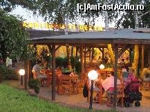 [P01] Seara la Restaurantul Delta. M-a impresionat faptul că luminile antropice s-au aprins aici devreme, aşa cum se întâmpla şi în vacanţele copilăriei (anii '70-'80), iar designul firmei restaurantului a rămas acelaşi. Felicitări!  » foto by Neptunus
 - 
<span class="allrVoted glyphicon glyphicon-heart hidden" id="av478384"></span>
<a class="m-l-10 hidden" id="sv478384" onclick="voting_Foto_DelVot(,478384,6754)" role="button">șterge vot <span class="glyphicon glyphicon-remove"></span></a>
<a id="v9478384" class=" c-red"  onclick="voting_Foto_SetVot(478384)" role="button"><span class="glyphicon glyphicon-heart-empty"></span> <b>LIKE</b> = Votează poza</a> <img class="hidden"  id="f478384W9" src="/imagini/loader.gif" border="0" /><span class="AjErrMes hidden" id="e478384ErM"></span>
