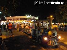 [P25] Minicar în partea centrală a staţiunii.  » foto by Neptunus
 - 
<span class="allrVoted glyphicon glyphicon-heart hidden" id="av478408"></span>
<a class="m-l-10 hidden" id="sv478408" onclick="voting_Foto_DelVot(,478408,6754)" role="button">șterge vot <span class="glyphicon glyphicon-remove"></span></a>
<a id="v9478408" class=" c-red"  onclick="voting_Foto_SetVot(478408)" role="button"><span class="glyphicon glyphicon-heart-empty"></span> <b>LIKE</b> = Votează poza</a> <img class="hidden"  id="f478408W9" src="/imagini/loader.gif" border="0" /><span class="AjErrMes hidden" id="e478408ErM"></span>