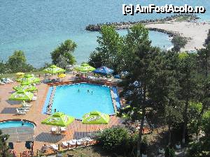 [P15] Vedere spre piscina Hotelului California (ex-Granat), de pe H. Opal.  » foto by Neptunus
 - 
<span class="allrVoted glyphicon glyphicon-heart hidden" id="av478690"></span>
<a class="m-l-10 hidden" id="sv478690" onclick="voting_Foto_DelVot(,478690,6754)" role="button">șterge vot <span class="glyphicon glyphicon-remove"></span></a>
<a id="v9478690" class=" c-red"  onclick="voting_Foto_SetVot(478690)" role="button"><span class="glyphicon glyphicon-heart-empty"></span> <b>LIKE</b> = Votează poza</a> <img class="hidden"  id="f478690W9" src="/imagini/loader.gif" border="0" /><span class="AjErrMes hidden" id="e478690ErM"></span>