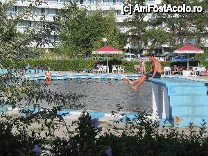 [P35] La piscină, la hotelurile Diamant şi Onix.  » foto by Neptunus
 - 
<span class="allrVoted glyphicon glyphicon-heart hidden" id="av478710"></span>
<a class="m-l-10 hidden" id="sv478710" onclick="voting_Foto_DelVot(,478710,6754)" role="button">șterge vot <span class="glyphicon glyphicon-remove"></span></a>
<a id="v9478710" class=" c-red"  onclick="voting_Foto_SetVot(478710)" role="button"><span class="glyphicon glyphicon-heart-empty"></span> <b>LIKE</b> = Votează poza</a> <img class="hidden"  id="f478710W9" src="/imagini/loader.gif" border="0" /><span class="AjErrMes hidden" id="e478710ErM"></span>