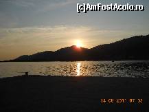 [P07] Rasaritul soarelui in Skala Prinos » foto by ccbprivat
 - 
<span class="allrVoted glyphicon glyphicon-heart hidden" id="av251478"></span>
<a class="m-l-10 hidden" id="sv251478" onclick="voting_Foto_DelVot(,251478,6758)" role="button">șterge vot <span class="glyphicon glyphicon-remove"></span></a>
<a id="v9251478" class=" c-red"  onclick="voting_Foto_SetVot(251478)" role="button"><span class="glyphicon glyphicon-heart-empty"></span> <b>LIKE</b> = Votează poza</a> <img class="hidden"  id="f251478W9" src="/imagini/loader.gif" border="0" /><span class="AjErrMes hidden" id="e251478ErM"></span>