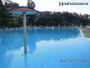 [P04] Piscina exterioara » foto by aurelian14
 - 
<span class="allrVoted glyphicon glyphicon-heart hidden" id="av538672"></span>
<a class="m-l-10 hidden" id="sv538672" onclick="voting_Foto_DelVot(,538672,6761)" role="button">șterge vot <span class="glyphicon glyphicon-remove"></span></a>
<a id="v9538672" class=" c-red"  onclick="voting_Foto_SetVot(538672)" role="button"><span class="glyphicon glyphicon-heart-empty"></span> <b>LIKE</b> = Votează poza</a> <img class="hidden"  id="f538672W9" src="/imagini/loader.gif" border="0" /><span class="AjErrMes hidden" id="e538672ErM"></span>