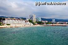 [P02] Hotelul Nympha - este primul hotel din nordul complexului mini-statiune Riviera Holiday Club. Este separat de Nisipuri printr-un gard si un dig. » foto by Griegut
 - 
<span class="allrVoted glyphicon glyphicon-heart hidden" id="av109595"></span>
<a class="m-l-10 hidden" id="sv109595" onclick="voting_Foto_DelVot(,109595,6761)" role="button">șterge vot <span class="glyphicon glyphicon-remove"></span></a>
<a id="v9109595" class=" c-red"  onclick="voting_Foto_SetVot(109595)" role="button"><span class="glyphicon glyphicon-heart-empty"></span> <b>LIKE</b> = Votează poza</a> <img class="hidden"  id="f109595W9" src="/imagini/loader.gif" border="0" /><span class="AjErrMes hidden" id="e109595ErM"></span>