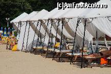 [P04] Sezlonguri cu baldachin apartinand de hotelul vecin Lotus. » foto by Griegut
 - 
<span class="allrVoted glyphicon glyphicon-heart hidden" id="av109597"></span>
<a class="m-l-10 hidden" id="sv109597" onclick="voting_Foto_DelVot(,109597,6761)" role="button">șterge vot <span class="glyphicon glyphicon-remove"></span></a>
<a id="v9109597" class=" c-red"  onclick="voting_Foto_SetVot(109597)" role="button"><span class="glyphicon glyphicon-heart-empty"></span> <b>LIKE</b> = Votează poza</a> <img class="hidden"  id="f109597W9" src="/imagini/loader.gif" border="0" /><span class="AjErrMes hidden" id="e109597ErM"></span>