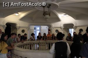 [P46] Buenos Aires, Palacio Barolo, etajul 4 și grupul nostru ascultă explicațiile în limba spaniolă, înțelegeam și noi câte ceva... » foto by mprofeanu
 - 
<span class="allrVoted glyphicon glyphicon-heart hidden" id="av1162741"></span>
<a class="m-l-10 hidden" id="sv1162741" onclick="voting_Foto_DelVot(,1162741,6764)" role="button">șterge vot <span class="glyphicon glyphicon-remove"></span></a>
<a id="v91162741" class=" c-red"  onclick="voting_Foto_SetVot(1162741)" role="button"><span class="glyphicon glyphicon-heart-empty"></span> <b>LIKE</b> = Votează poza</a> <img class="hidden"  id="f1162741W9" src="/imagini/loader.gif" border="0" /><span class="AjErrMes hidden" id="e1162741ErM"></span>