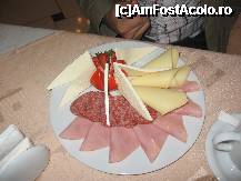 [P10] Casa Veronica, Restaurant: Platoul rece de la micul dejun.... » foto by ANAMA
 - 
<span class="allrVoted glyphicon glyphicon-heart hidden" id="av176198"></span>
<a class="m-l-10 hidden" id="sv176198" onclick="voting_Foto_DelVot(,176198,6774)" role="button">șterge vot <span class="glyphicon glyphicon-remove"></span></a>
<a id="v9176198" class=" c-red"  onclick="voting_Foto_SetVot(176198)" role="button"><span class="glyphicon glyphicon-heart-empty"></span> <b>LIKE</b> = Votează poza</a> <img class="hidden"  id="f176198W9" src="/imagini/loader.gif" border="0" /><span class="AjErrMes hidden" id="e176198ErM"></span>