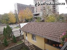 [P17] VEDERE DIN BALCON, IN DREAPTA JOS-SPALATORIA » foto by vio_andu_gaby
 - 
<span class="allrVoted glyphicon glyphicon-heart hidden" id="av389959"></span>
<a class="m-l-10 hidden" id="sv389959" onclick="voting_Foto_DelVot(,389959,6774)" role="button">șterge vot <span class="glyphicon glyphicon-remove"></span></a>
<a id="v9389959" class=" c-red"  onclick="voting_Foto_SetVot(389959)" role="button"><span class="glyphicon glyphicon-heart-empty"></span> <b>LIKE</b> = Votează poza</a> <img class="hidden"  id="f389959W9" src="/imagini/loader.gif" border="0" /><span class="AjErrMes hidden" id="e389959ErM"></span>