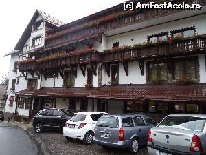 [P50] restaurantul Vânătorul-Predeal » foto by marocanu21
 - 
<span class="allrVoted glyphicon glyphicon-heart hidden" id="av571717"></span>
<a class="m-l-10 hidden" id="sv571717" onclick="voting_Foto_DelVot(,571717,6777)" role="button">șterge vot <span class="glyphicon glyphicon-remove"></span></a>
<a id="v9571717" class=" c-red"  onclick="voting_Foto_SetVot(571717)" role="button"><span class="glyphicon glyphicon-heart-empty"></span> <b>LIKE</b> = Votează poza</a> <img class="hidden"  id="f571717W9" src="/imagini/loader.gif" border="0" /><span class="AjErrMes hidden" id="e571717ErM"></span>