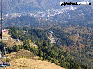 [P18] Orașul Sinaia văzut din telescaun.  » foto by tata123 🔱
 - 
<span class="allrVoted glyphicon glyphicon-heart hidden" id="av605397"></span>
<a class="m-l-10 hidden" id="sv605397" onclick="voting_Foto_DelVot(,605397,6777)" role="button">șterge vot <span class="glyphicon glyphicon-remove"></span></a>
<a id="v9605397" class=" c-red"  onclick="voting_Foto_SetVot(605397)" role="button"><span class="glyphicon glyphicon-heart-empty"></span> <b>LIKE</b> = Votează poza</a> <img class="hidden"  id="f605397W9" src="/imagini/loader.gif" border="0" /><span class="AjErrMes hidden" id="e605397ErM"></span>