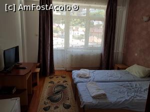 [P12] Hotelul Artemis - camera 112 văzută la plecare.  » foto by Floryn81
 - 
<span class="allrVoted glyphicon glyphicon-heart hidden" id="av1147317"></span>
<a class="m-l-10 hidden" id="sv1147317" onclick="voting_Foto_DelVot(,1147317,6781)" role="button">șterge vot <span class="glyphicon glyphicon-remove"></span></a>
<a id="v91147317" class=" c-red"  onclick="voting_Foto_SetVot(1147317)" role="button"><span class="glyphicon glyphicon-heart-empty"></span> <b>LIKE</b> = Votează poza</a> <img class="hidden"  id="f1147317W9" src="/imagini/loader.gif" border="0" /><span class="AjErrMes hidden" id="e1147317ErM"></span>