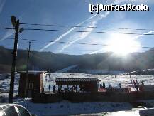 [P11] 3 ianuarie 2012, Partia Trecatoarea Lupilor, Gura Raului
Din pacate, datorita caldurii, tunurile nu au facut fata decat pentru o jumatate de partie. Totusi, se putea schia pe jumatate de partie si de asemenea, multi copii se dadeau cu saniutele. » foto by AdrianaC*
 - 
<span class="allrVoted glyphicon glyphicon-heart hidden" id="av286556"></span>
<a class="m-l-10 hidden" id="sv286556" onclick="voting_Foto_DelVot(,286556,6796)" role="button">șterge vot <span class="glyphicon glyphicon-remove"></span></a>
<a id="v9286556" class=" c-red"  onclick="voting_Foto_SetVot(286556)" role="button"><span class="glyphicon glyphicon-heart-empty"></span> <b>LIKE</b> = Votează poza</a> <img class="hidden"  id="f286556W9" src="/imagini/loader.gif" border="0" /><span class="AjErrMes hidden" id="e286556ErM"></span>