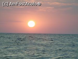 [P02] Apus de soare în Samothraki.  » foto by Aurici
 - 
<span class="allrVoted glyphicon glyphicon-heart hidden" id="av1082100"></span>
<a class="m-l-10 hidden" id="sv1082100" onclick="voting_Foto_DelVot(,1082100,6801)" role="button">șterge vot <span class="glyphicon glyphicon-remove"></span></a>
<a id="v91082100" class=" c-red"  onclick="voting_Foto_SetVot(1082100)" role="button"><span class="glyphicon glyphicon-heart-empty"></span> <b>LIKE</b> = Votează poza</a> <img class="hidden"  id="f1082100W9" src="/imagini/loader.gif" border="0" /><span class="AjErrMes hidden" id="e1082100ErM"></span>