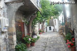 [P17] strada in Chora » foto by maria.enescu
 - 
<span class="allrVoted glyphicon glyphicon-heart hidden" id="av641826"></span>
<a class="m-l-10 hidden" id="sv641826" onclick="voting_Foto_DelVot(,641826,6801)" role="button">șterge vot <span class="glyphicon glyphicon-remove"></span></a>
<a id="v9641826" class=" c-red"  onclick="voting_Foto_SetVot(641826)" role="button"><span class="glyphicon glyphicon-heart-empty"></span> <b>LIKE</b> = Votează poza</a> <img class="hidden"  id="f641826W9" src="/imagini/loader.gif" border="0" /><span class="AjErrMes hidden" id="e641826ErM"></span>