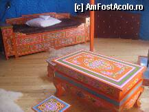 [P15] O masuta, un scaun si un pat mongol, cu ornamente specifice » foto by dorgo
 - 
<span class="allrVoted glyphicon glyphicon-heart hidden" id="av111304"></span>
<a class="m-l-10 hidden" id="sv111304" onclick="voting_Foto_DelVot(,111304,6804)" role="button">șterge vot <span class="glyphicon glyphicon-remove"></span></a>
<a id="v9111304" class=" c-red"  onclick="voting_Foto_SetVot(111304)" role="button"><span class="glyphicon glyphicon-heart-empty"></span> <b>LIKE</b> = Votează poza</a> <img class="hidden"  id="f111304W9" src="/imagini/loader.gif" border="0" /><span class="AjErrMes hidden" id="e111304ErM"></span>