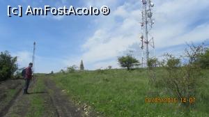 [P12] Am ales varianta mai lunga, dar mai lina si mai usoara a drumului spre monument.  » foto by EL CAMINANTE
 - 
<span class="allrVoted glyphicon glyphicon-heart hidden" id="av734826"></span>
<a class="m-l-10 hidden" id="sv734826" onclick="voting_Foto_DelVot(,734826,6824)" role="button">șterge vot <span class="glyphicon glyphicon-remove"></span></a>
<a id="v9734826" class=" c-red"  onclick="voting_Foto_SetVot(734826)" role="button"><span class="glyphicon glyphicon-heart-empty"></span> <b>LIKE</b> = Votează poza</a> <img class="hidden"  id="f734826W9" src="/imagini/loader.gif" border="0" /><span class="AjErrMes hidden" id="e734826ErM"></span>