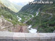 [P03] Furkapass - Văi adânci, Rhonul şi şoseaua şerpuitoare.  » foto by iulianic
 - 
<span class="allrVoted glyphicon glyphicon-heart hidden" id="av417398"></span>
<a class="m-l-10 hidden" id="sv417398" onclick="voting_Foto_DelVot(,417398,6837)" role="button">șterge vot <span class="glyphicon glyphicon-remove"></span></a>
<a id="v9417398" class=" c-red"  onclick="voting_Foto_SetVot(417398)" role="button"><span class="glyphicon glyphicon-heart-empty"></span> <b>LIKE</b> = Votează poza</a> <img class="hidden"  id="f417398W9" src="/imagini/loader.gif" border="0" /><span class="AjErrMes hidden" id="e417398ErM"></span>